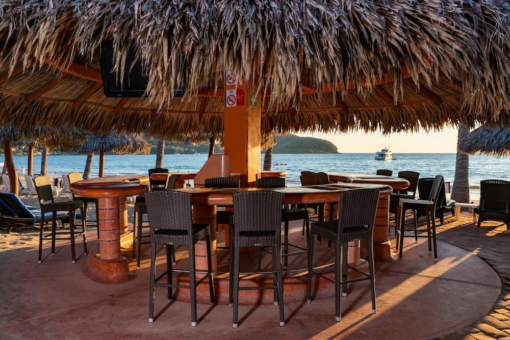 Hotel Villa Mexicana Zihuatanejo Extérieur photo