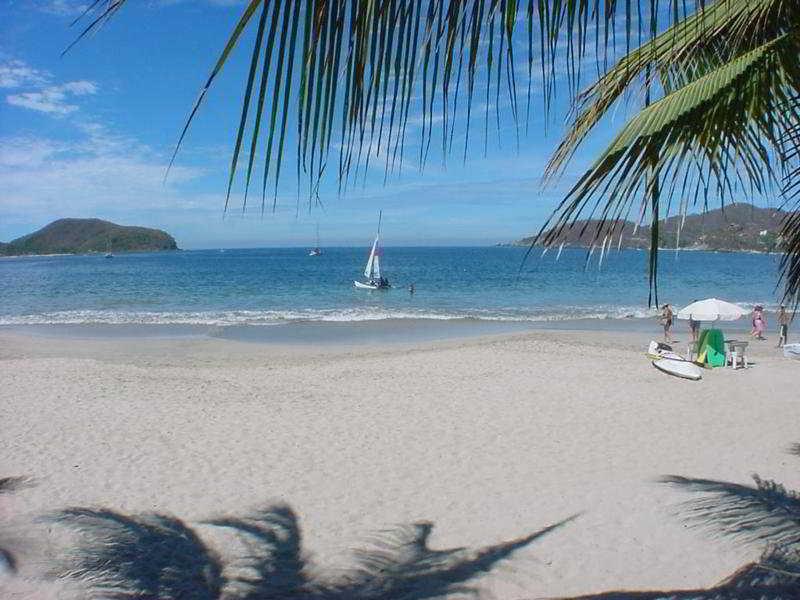 Hotel Villa Mexicana Zihuatanejo Extérieur photo